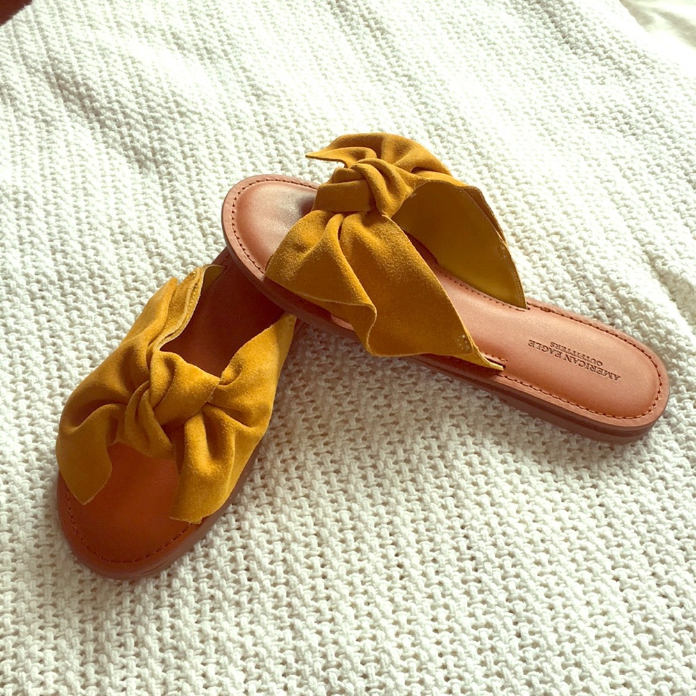 Mustard yellow bow knot sandals